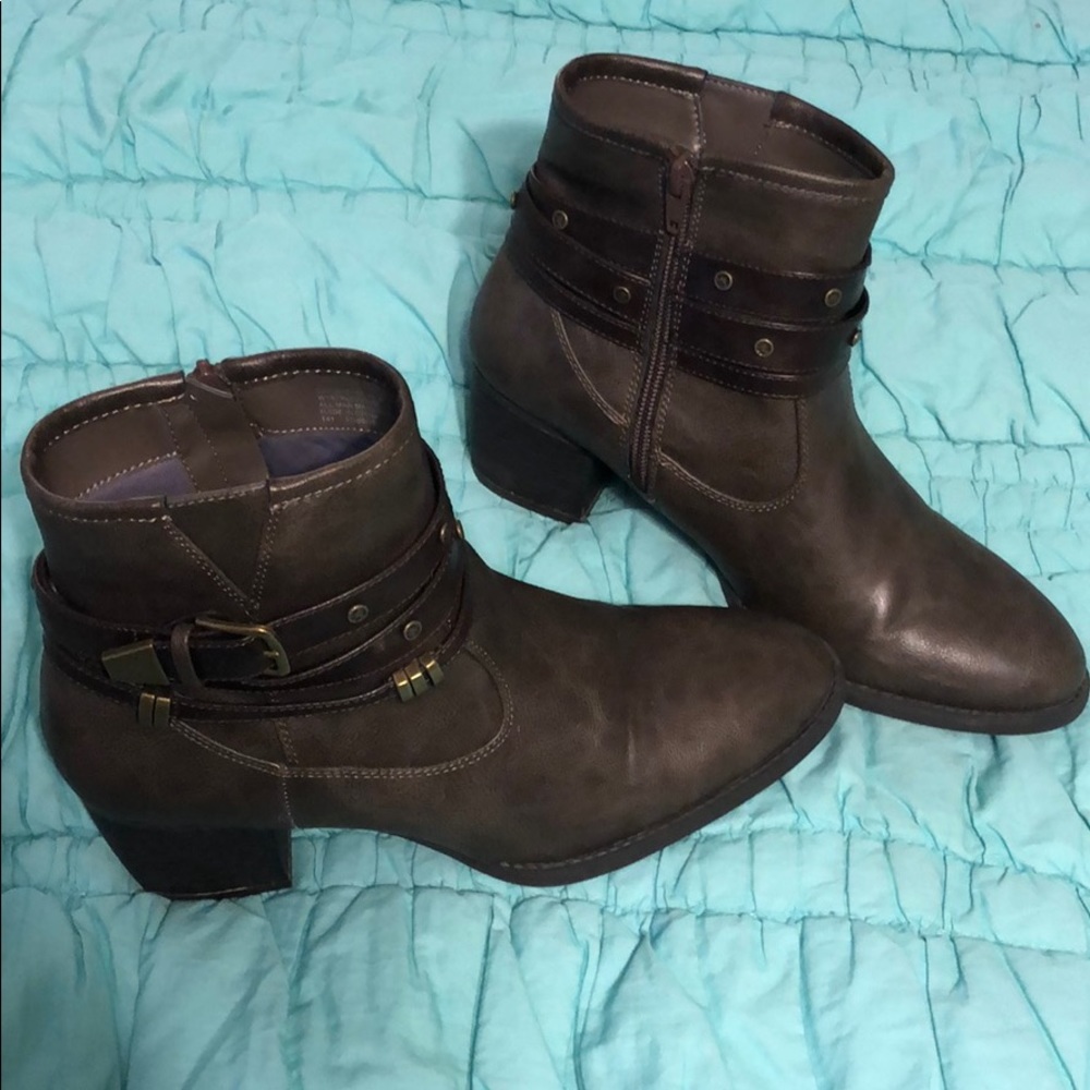 White Mountain Boots